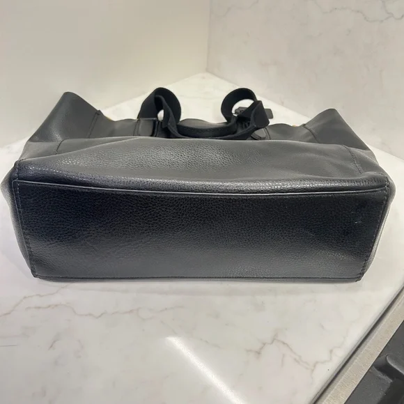 Coach Derby Tote - Black Pebble Leather - Hudson Yards Limited Edition - Picture 10 of 10